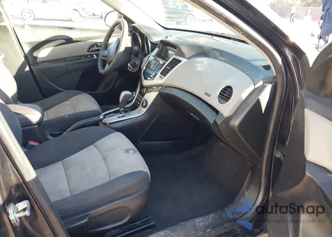 2016 Chevrolet Cruze Limited Ls Auto z USA, uszkodzony, nr VIN 1G1PC5SG2G7219677